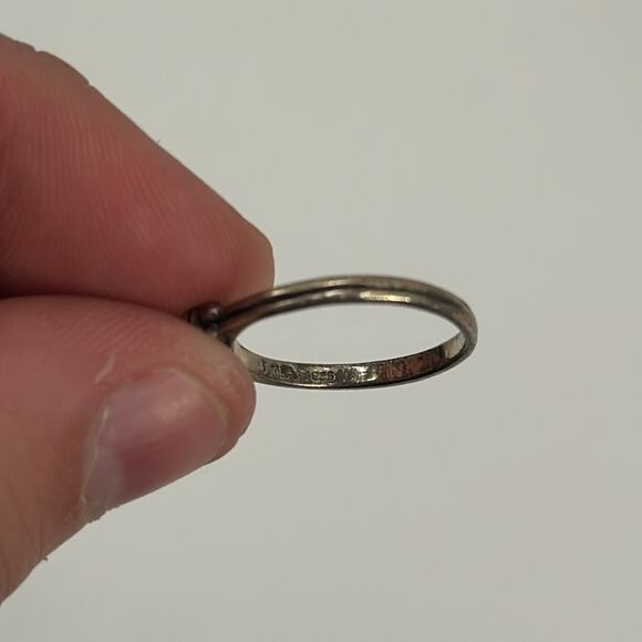 Small square cut sterling silver blue topaz ring - Picture 3 of 4